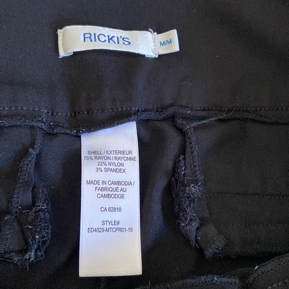 Rickis Cropped Pants - Picture 2 of 5